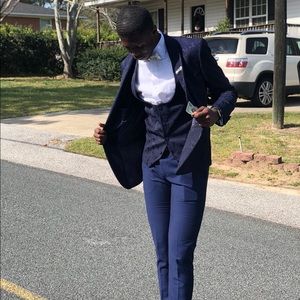 Meet your Posher, Donovan